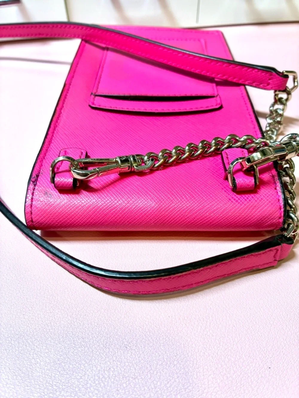 Preowned Kate spade cellphone wallet crossbody